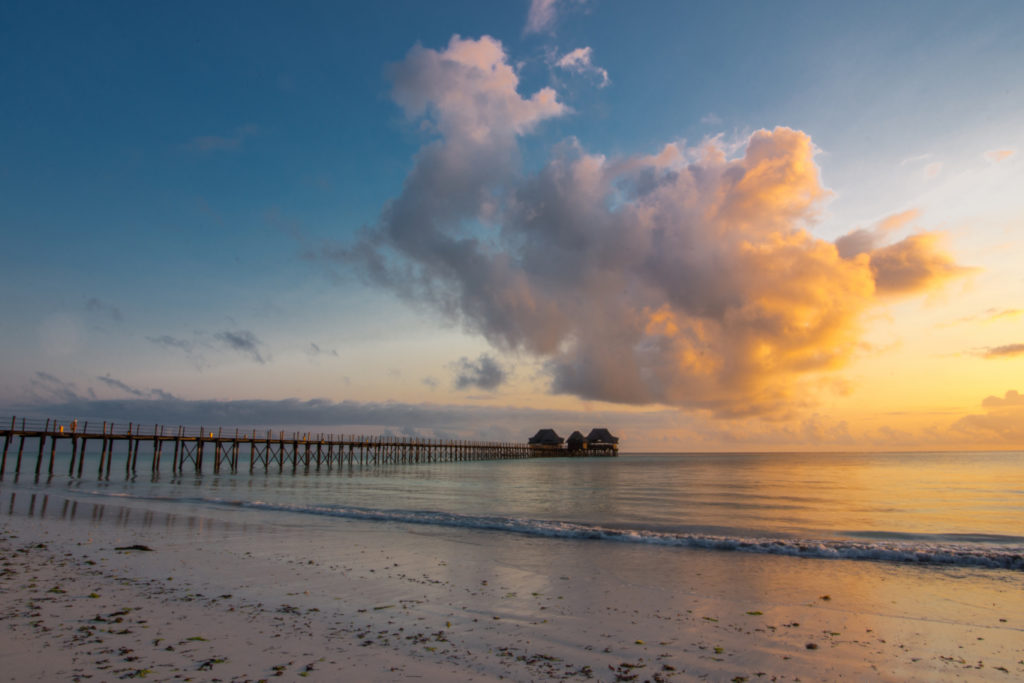 Morning glow über den Bootssteg